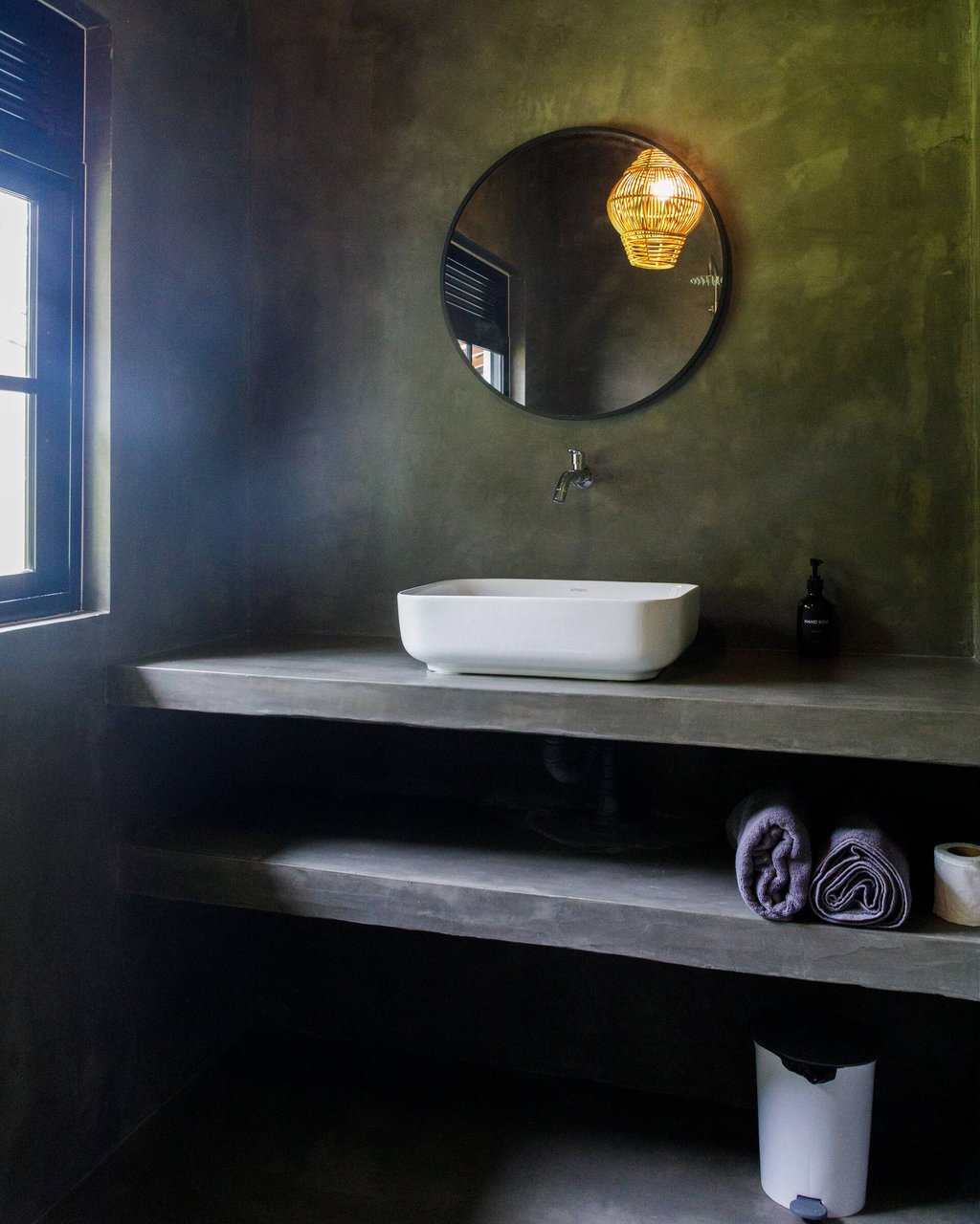 Safiya second bathroom vanity
