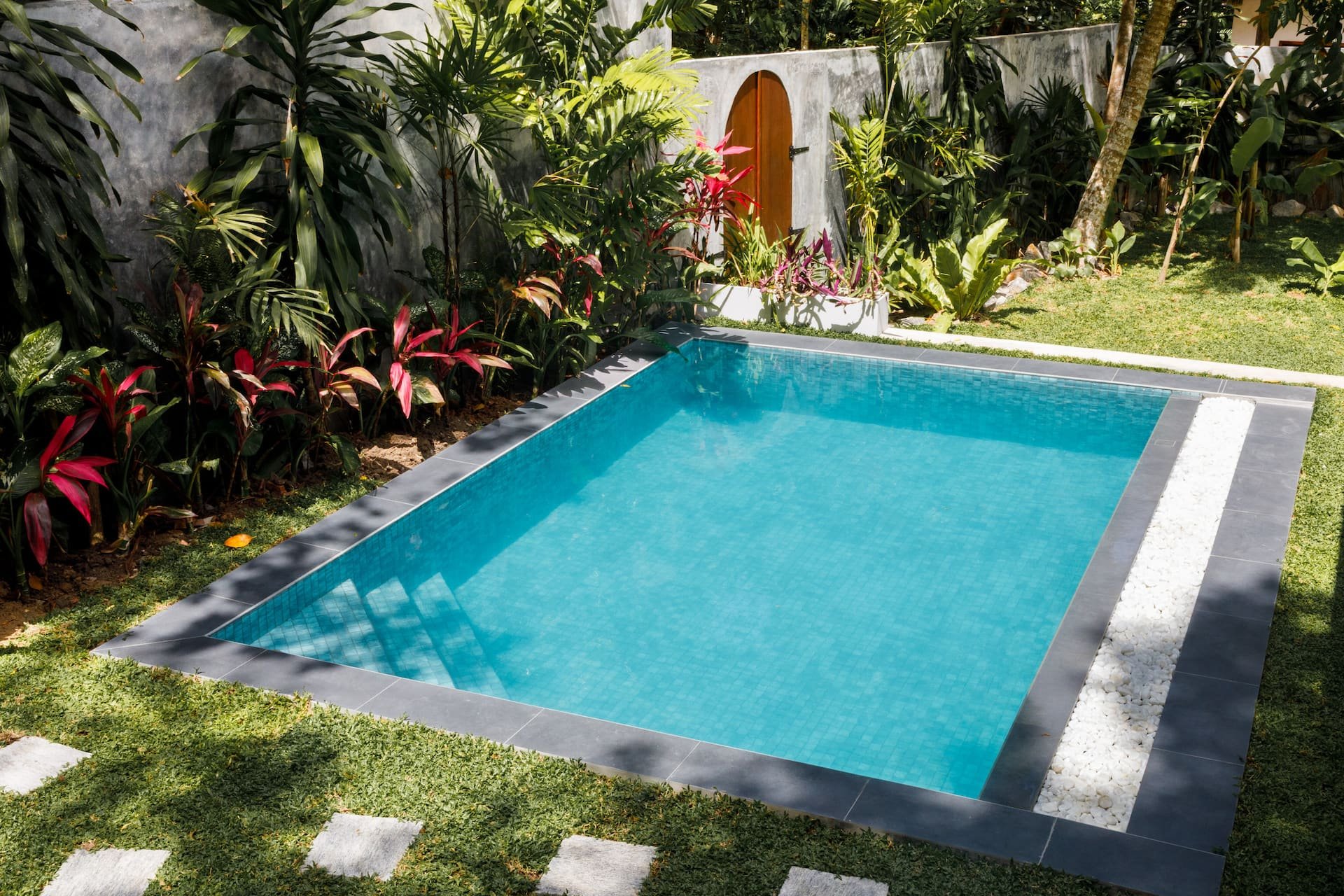 Domi Safiya pool surrounded by jungle